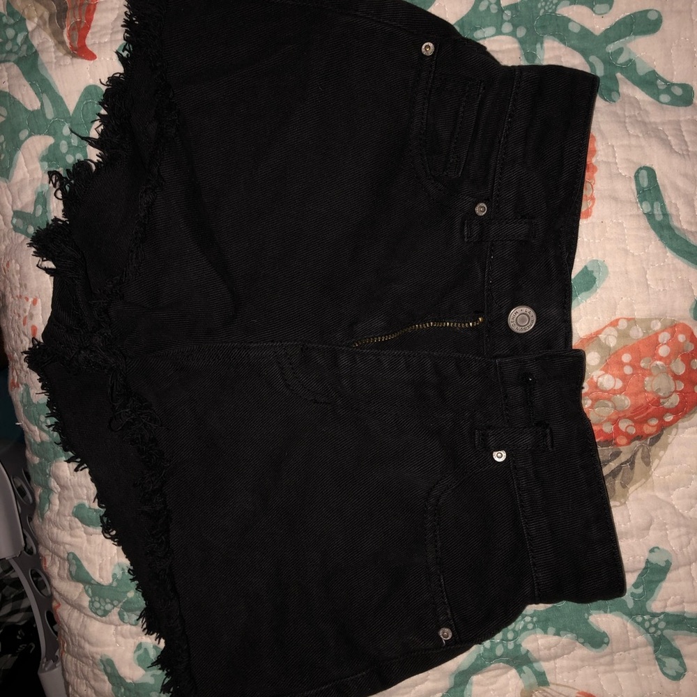 Black high waisted pacsun shorts. size 23